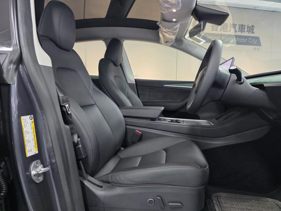 MODEL Y RWD - Image 5