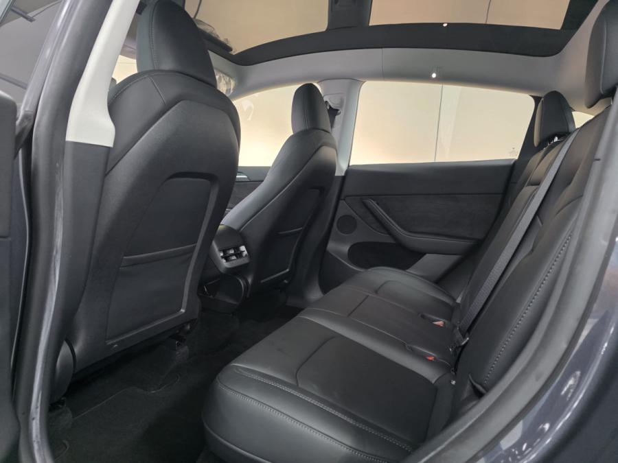 MODEL Y RWD - Image 6