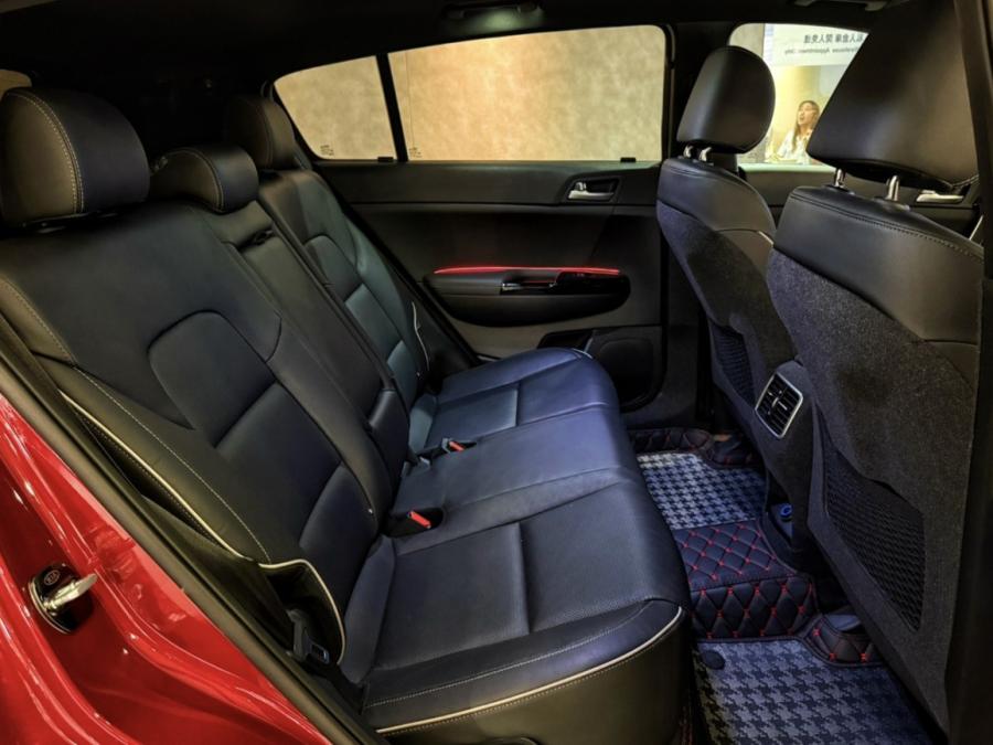 SPORTAGE GT Line - Image 8