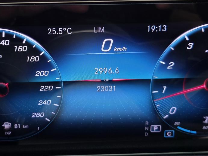 GLC250 4 MATIC - Image 8