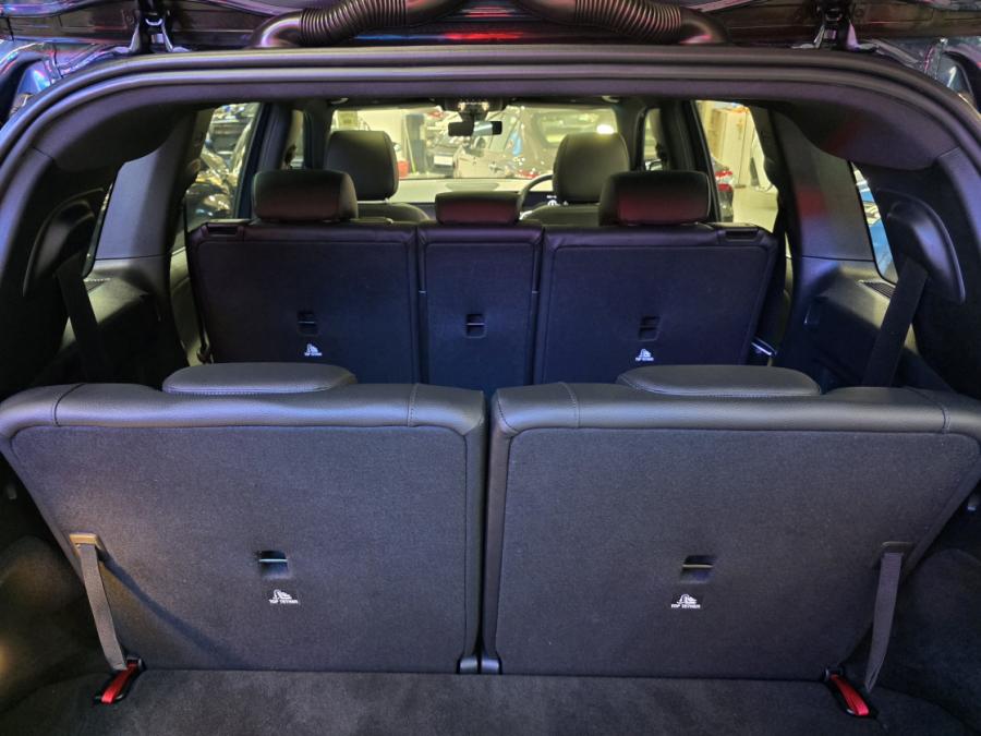 GLC250 4 MATIC - Image 11