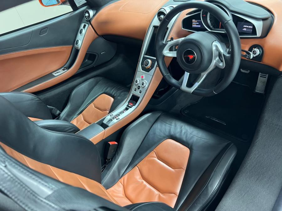 MP4-12C - Image 8