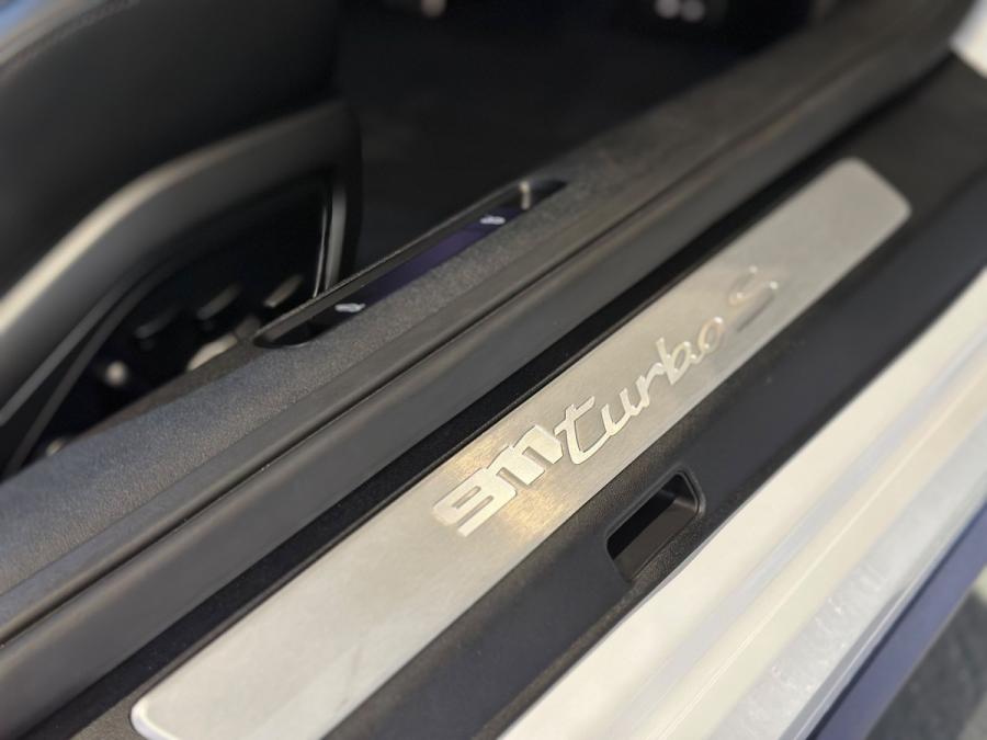 992 Turbo S - Image 8