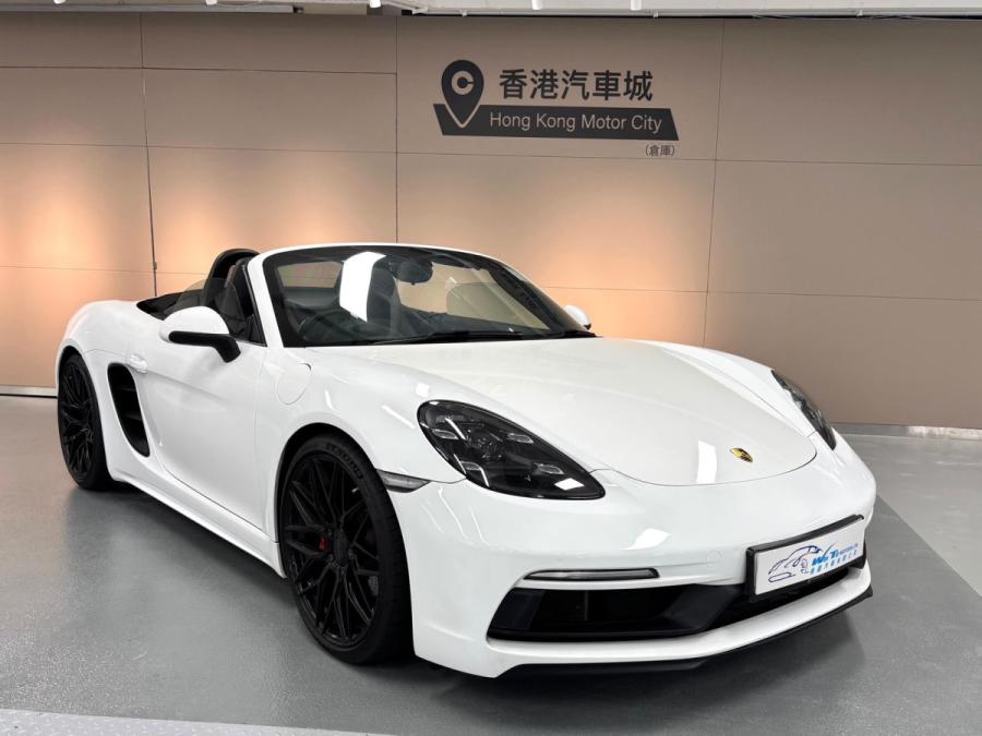 PORSCHE 保時捷 981 Boxster