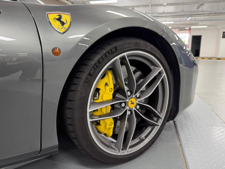 488 GTB - Image 13