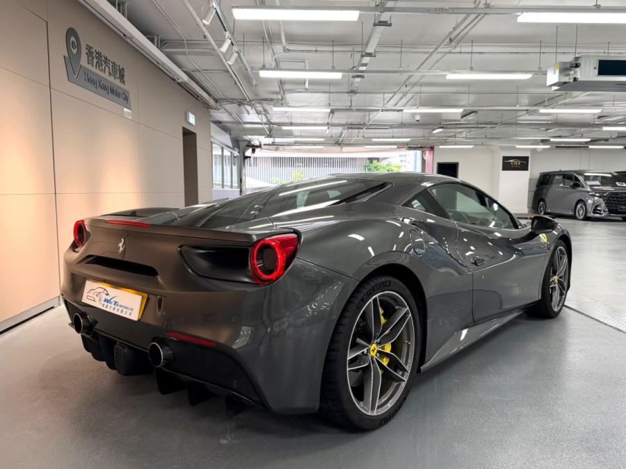 488 GTB - Image 2