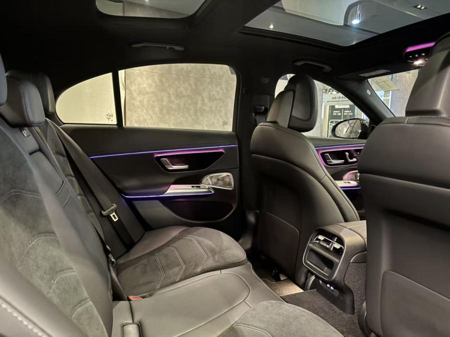 E200 AMG (W214) - Image 5