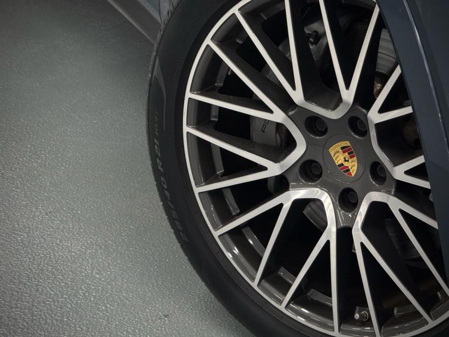 Cayenne S - Image 7
