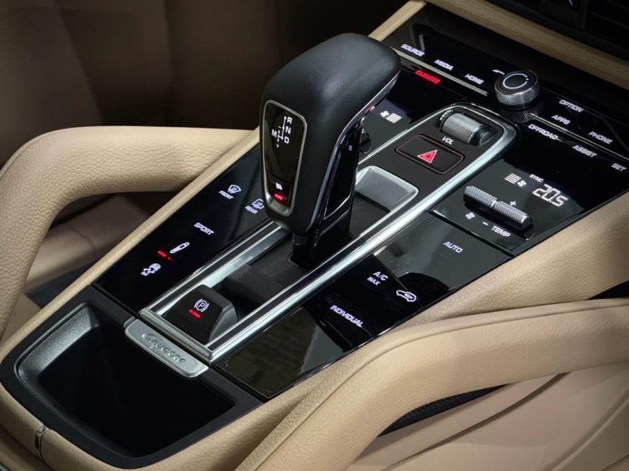 Cayenne S - Image 10