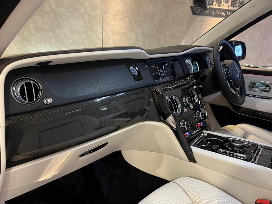 Cullinan Black Badge Edition - Image 5