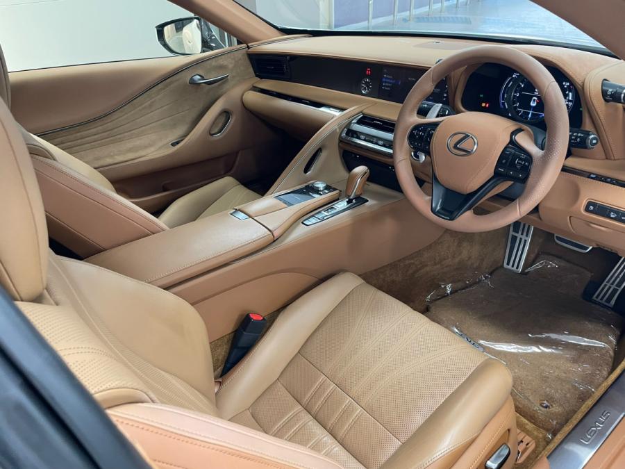 LC500h - Image 6