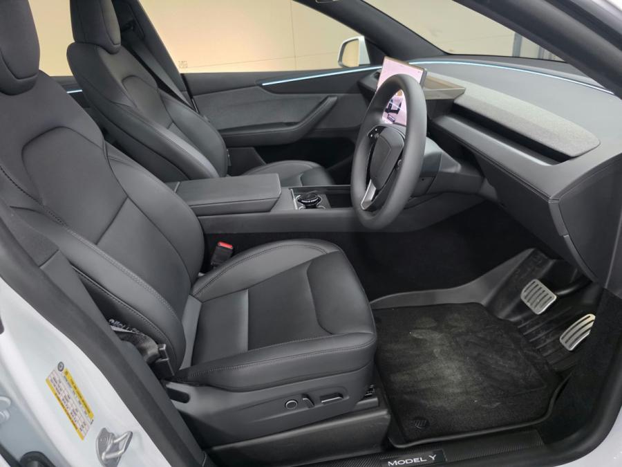 Model Y RWD - Image 4