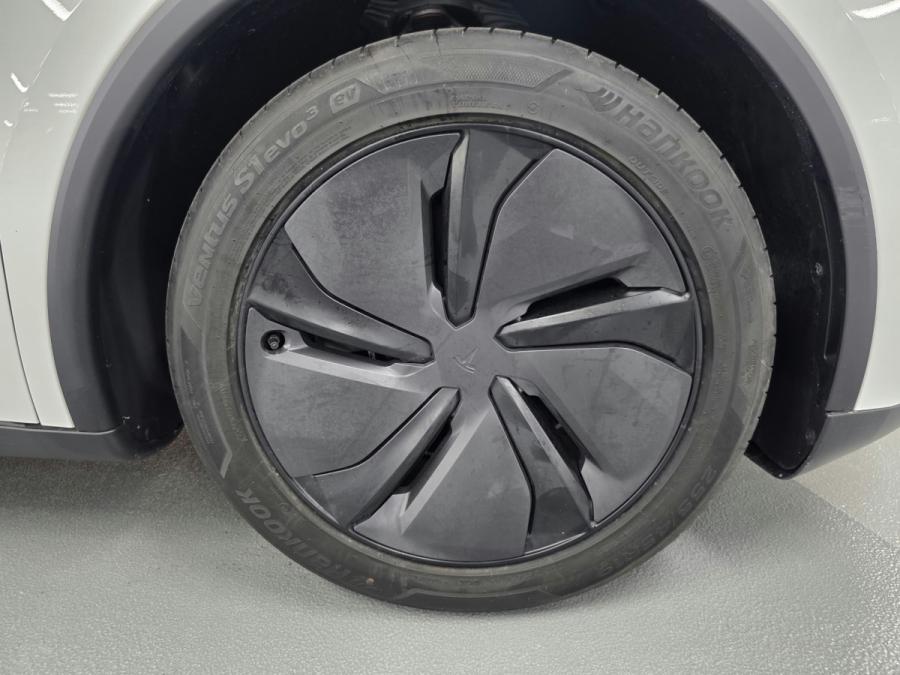 Model Y RWD - Image 8