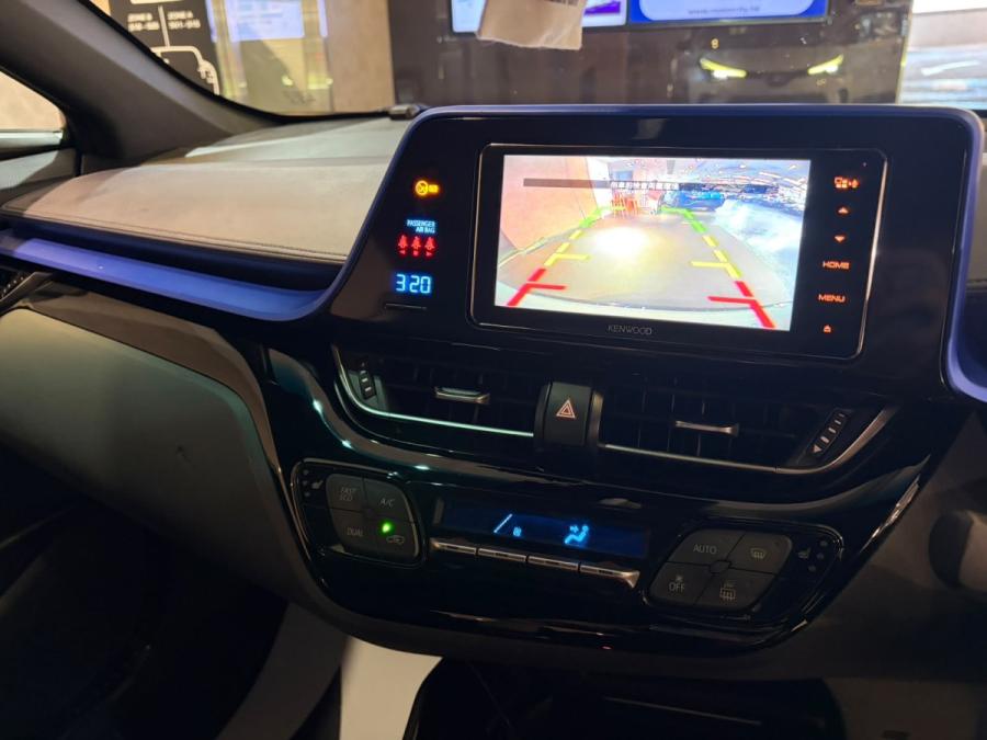 CHR HYBRID - Image 6