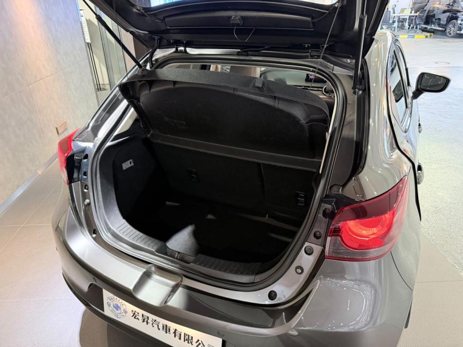 Mazda 2 IPM4 1.5 High - Image 6