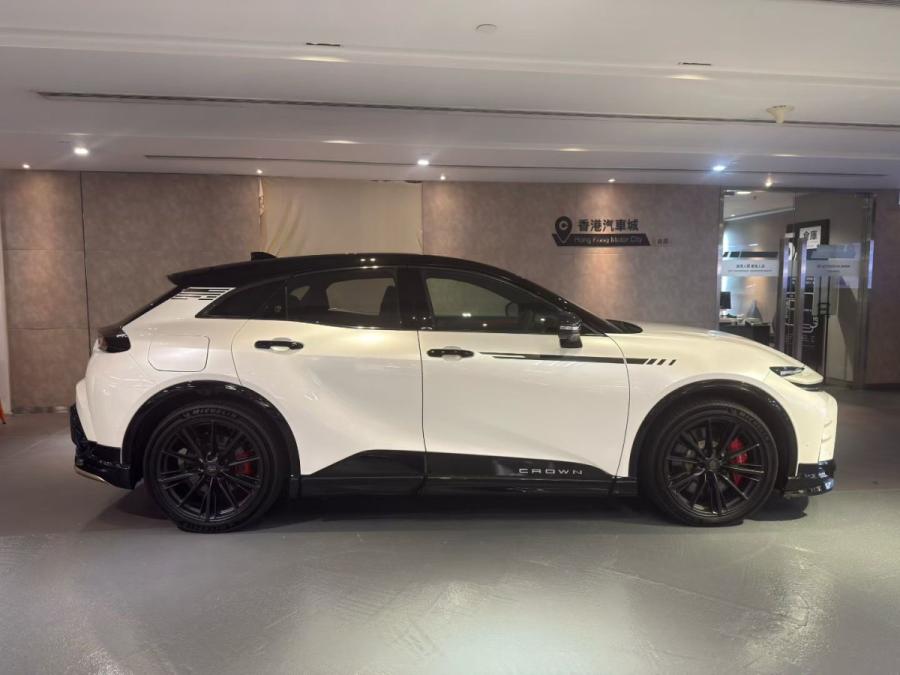 CROWN SPORT Z  PHEV - Image 2