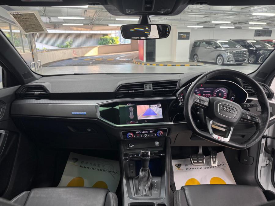 Q3 45 TFSI QUATTRO S LINE - Image 4