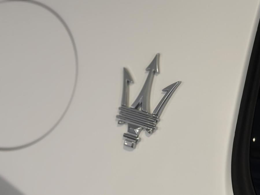 MC20 - Image 10