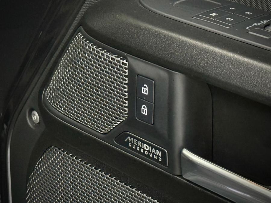 Defender 90 P525 V8 - Image 10