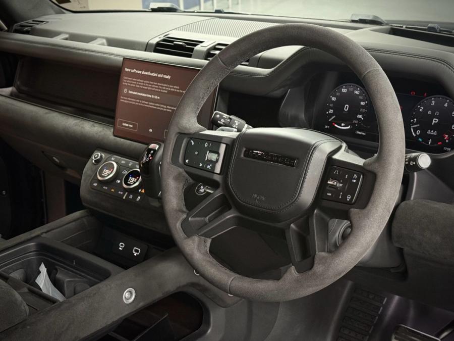 Defender 90 P525 V8 - Image 6