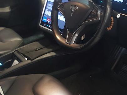 Model S 90 D - Image 2