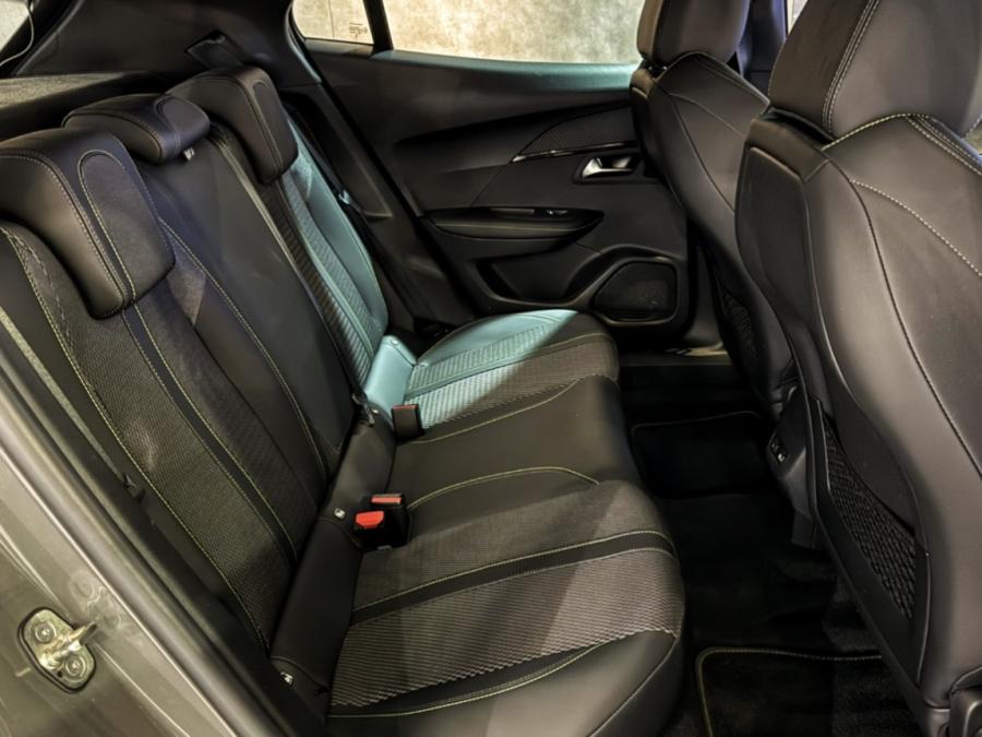 E 2008 GT - Image 12