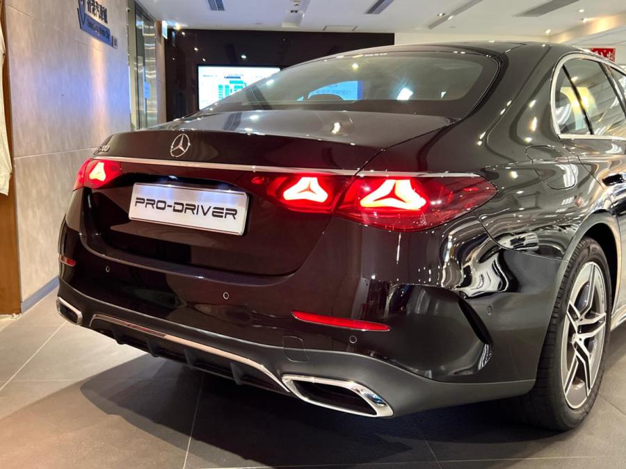 W214 E200 AMG - Image 6