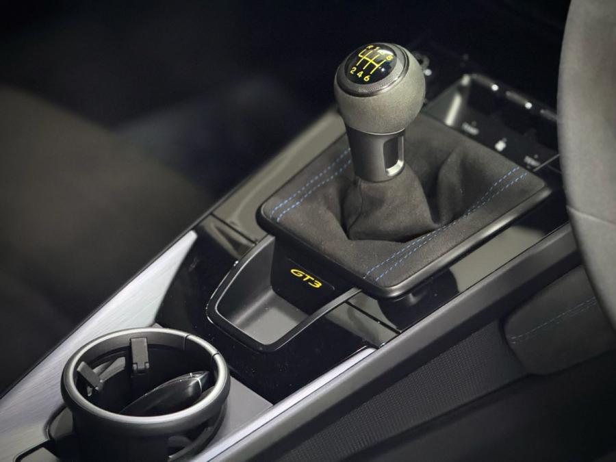 911 992 GT3 - Image 9