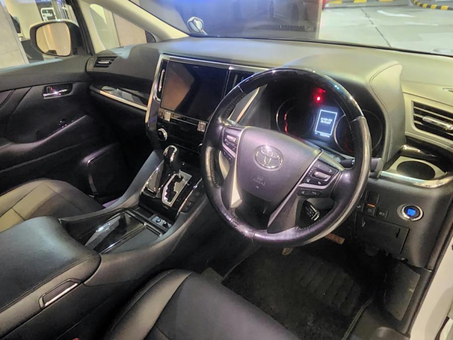 Alphard 2.5 - Image 6