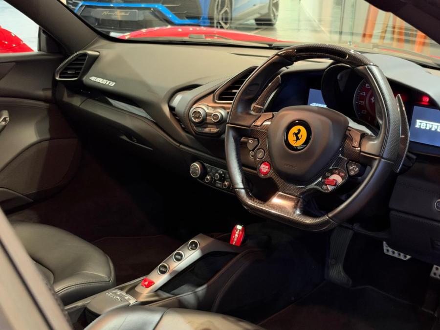 488 GTB - Image 5