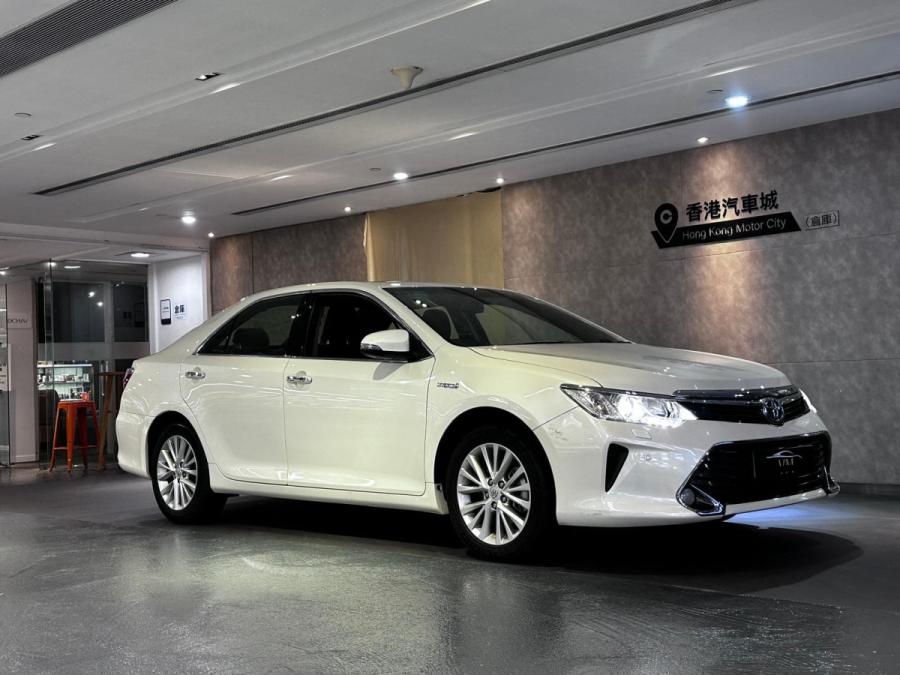 TOYOTA 豐田 Camry 2.5 Hybrid 行貨 混能