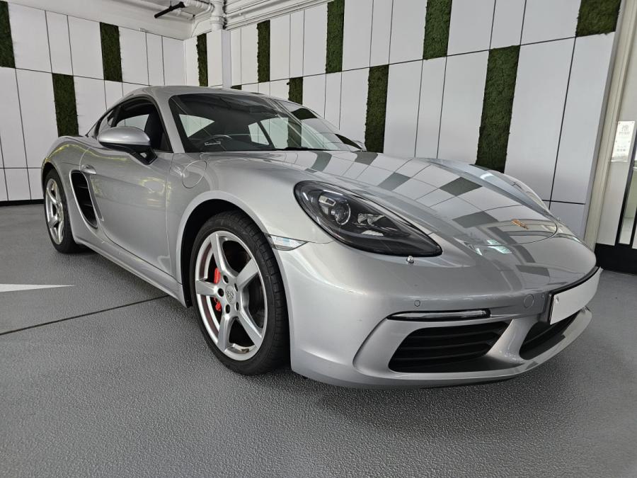 PORSCHE 保時捷 718 CAYMAN S
