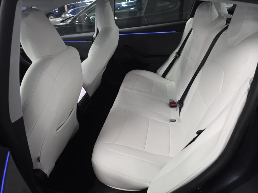 Model 3 RWD - Image 5