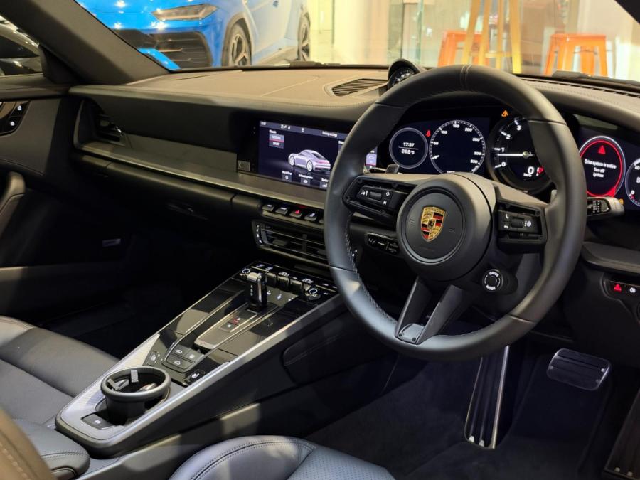 911 Carrera 992.1 - Image 3