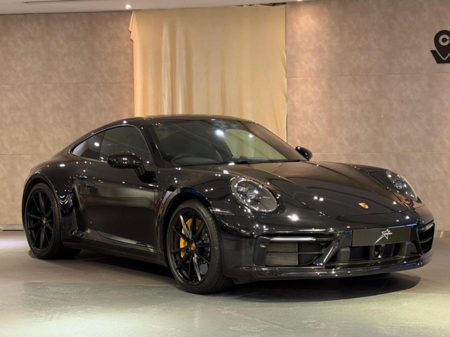 PORSCHE 911 Carrera 992.1