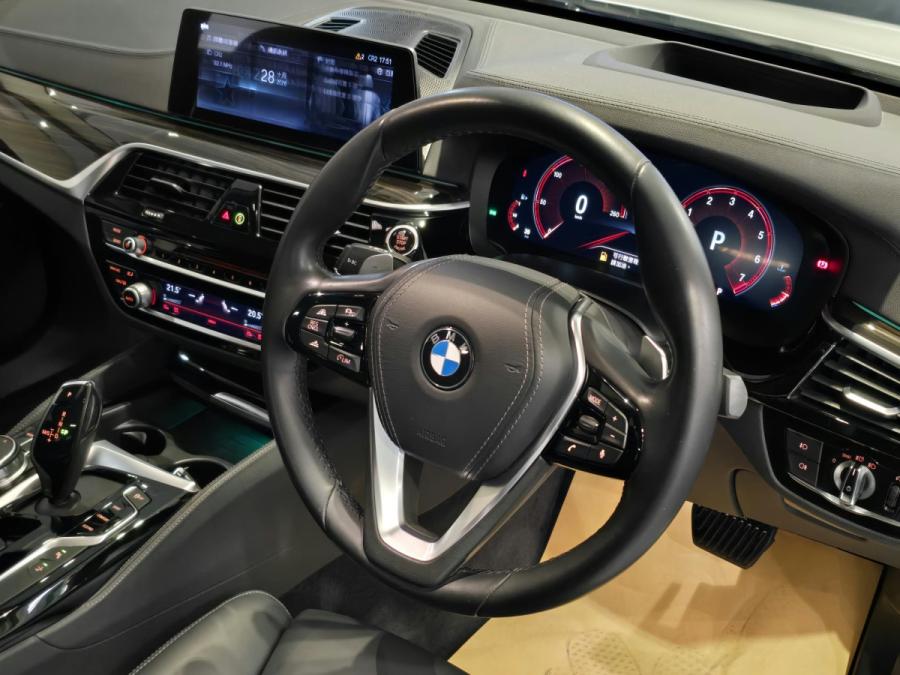 630IA GRAN TURISMO LUXURY - Image 6