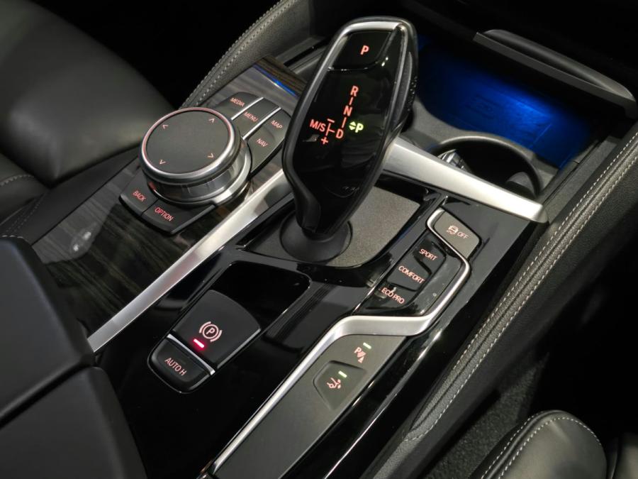 630IA GRAN TURISMO LUXURY - Image 9