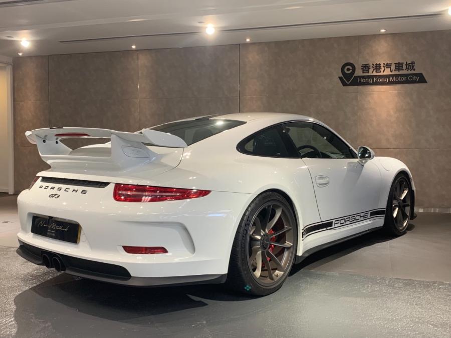911 GT3 - Image 2