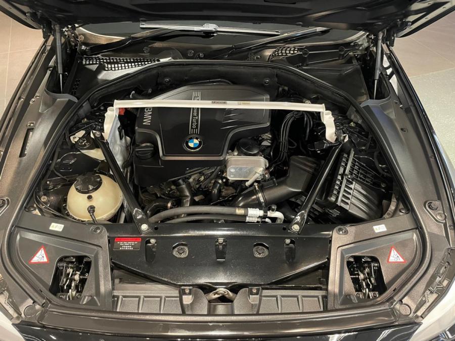 520iA Saloon Executive EfficientDynamics - Image 5