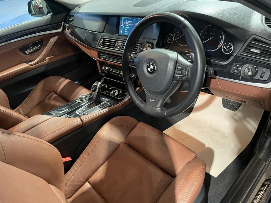 520iA Saloon Executive EfficientDynamics - Image 3