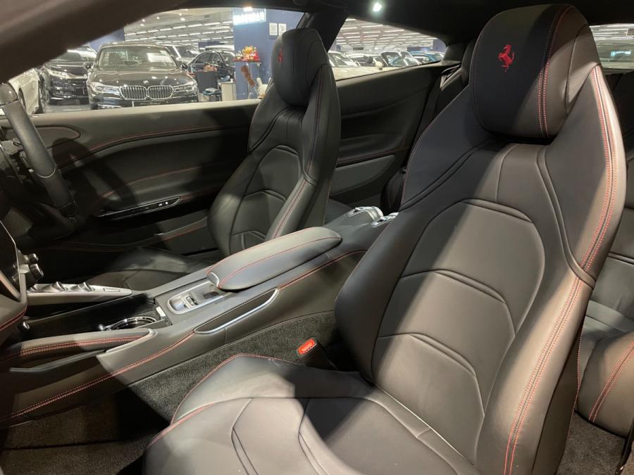 GTC4 Lusso - Image 8