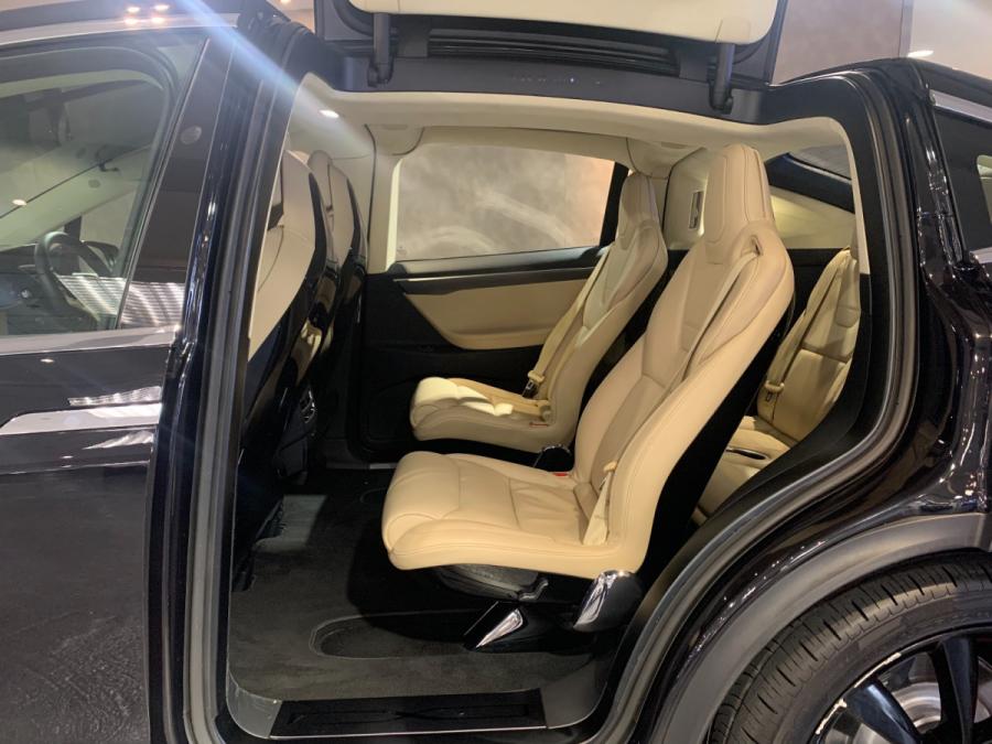 Model X P100D - Image 5