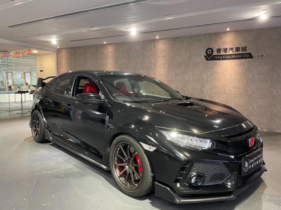 Civic type R FK8 - Image 1
