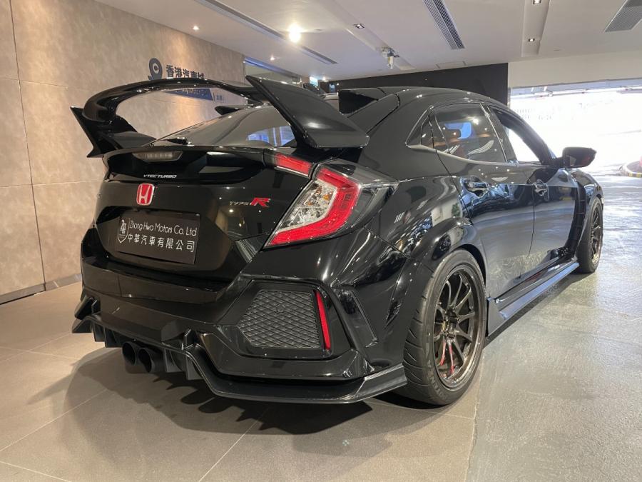 Civic type R FK8 - Image 3