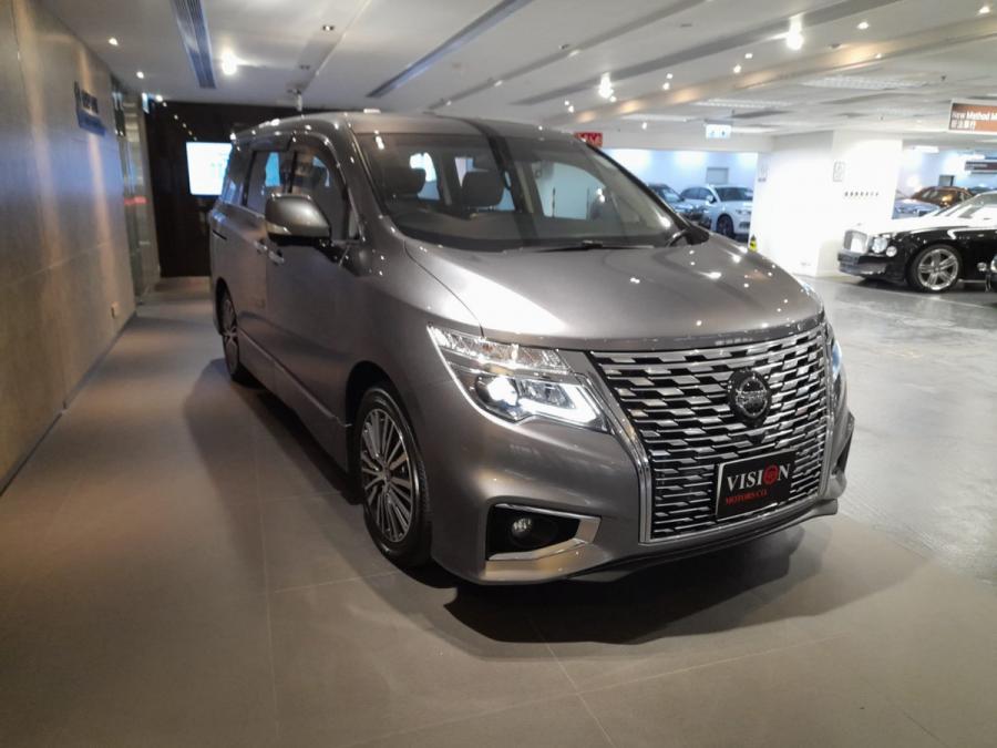 ELGRAND 2.5 Highway STAR - Image 2