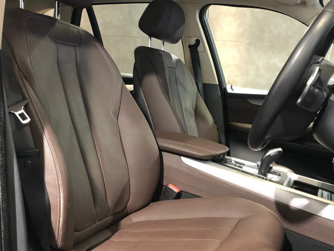 X5 xDrive30D - Image 5