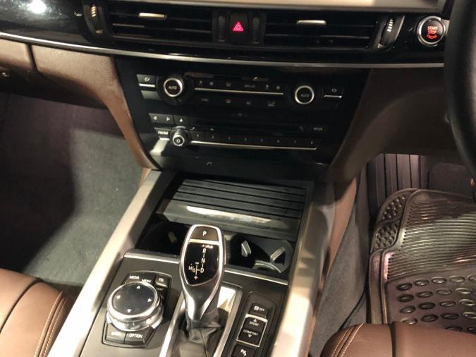 X5 xDrive30D - Image 7