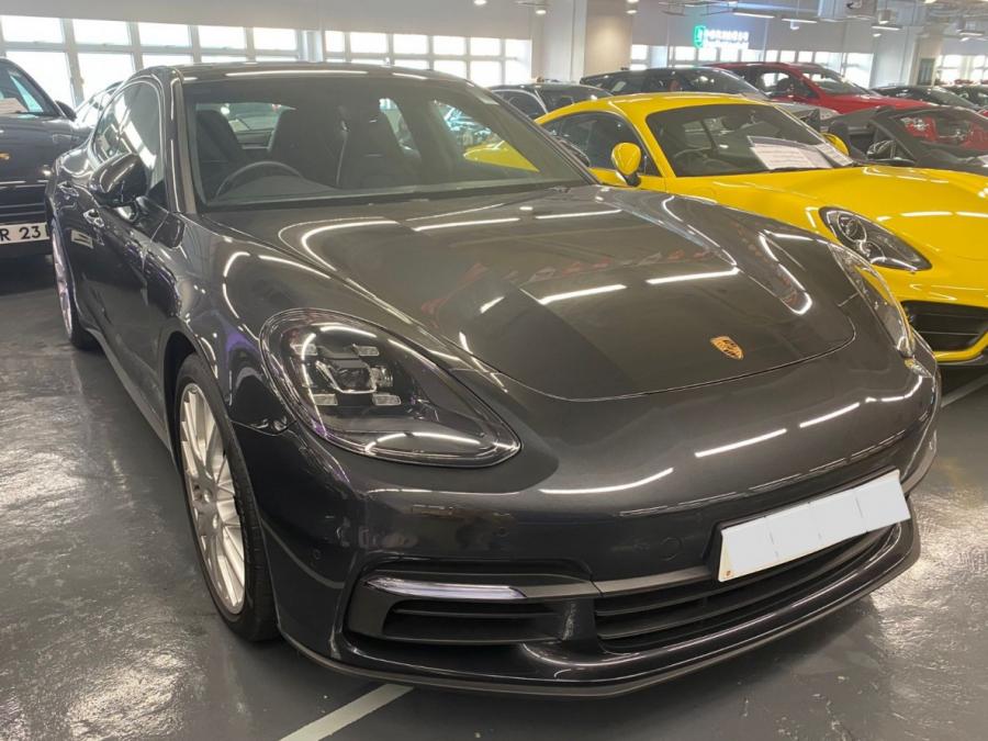 PORSCHE 保時捷 PANAMERA