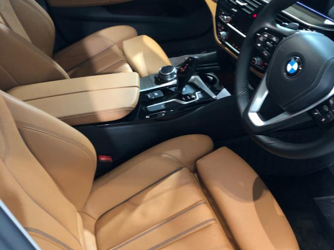 520D - Image 6