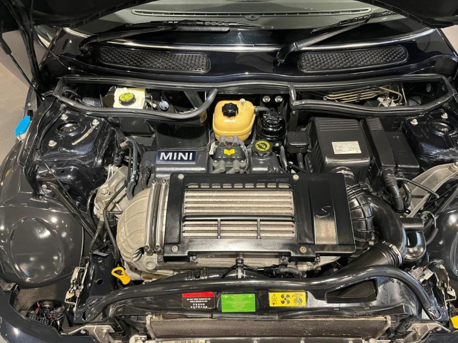 Cooper S Convertible Sidewalk - Image 7